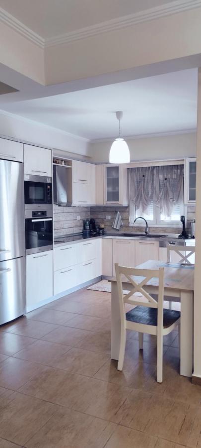 Persefoni 's Hause 1 * Nea Kallikrateia
